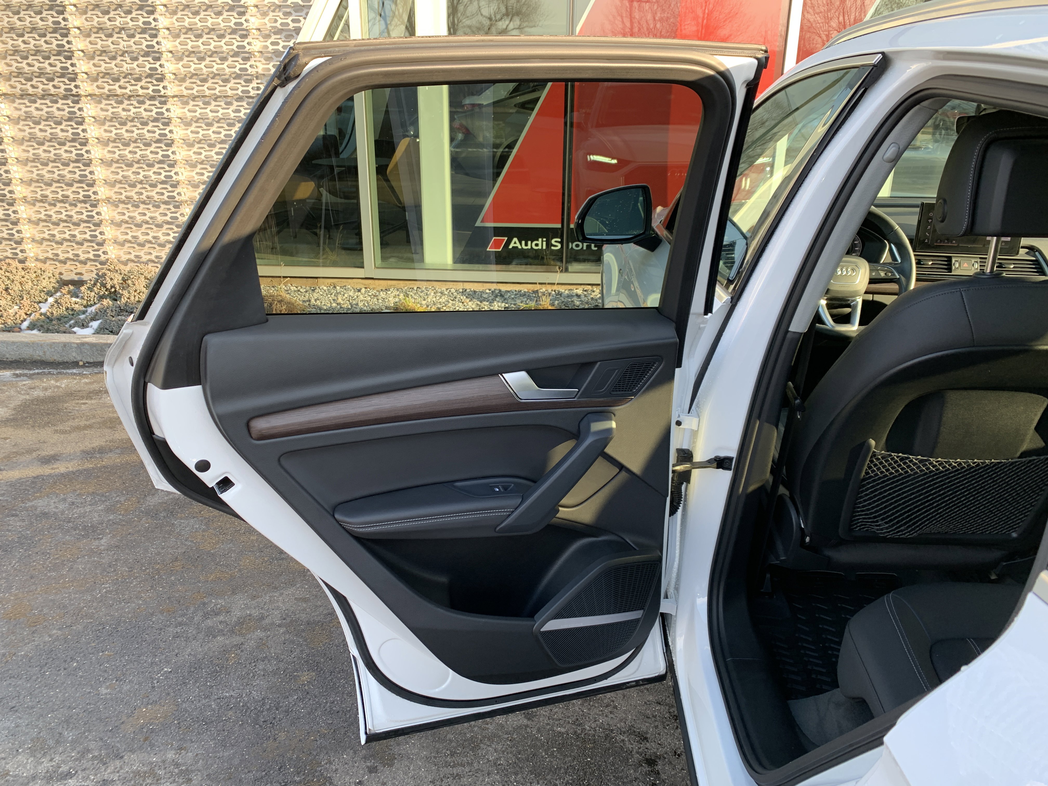 Certified 2022 Audi Q5 2.0T Premium Plus w/ Premium Plus Package image 13