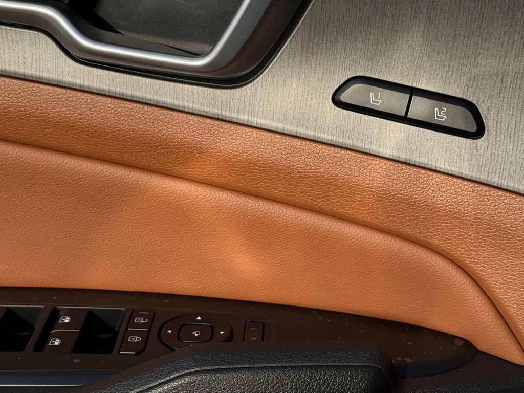 New 2026 Kia Sportage X-Line w/ X-Line Technology Package image 18