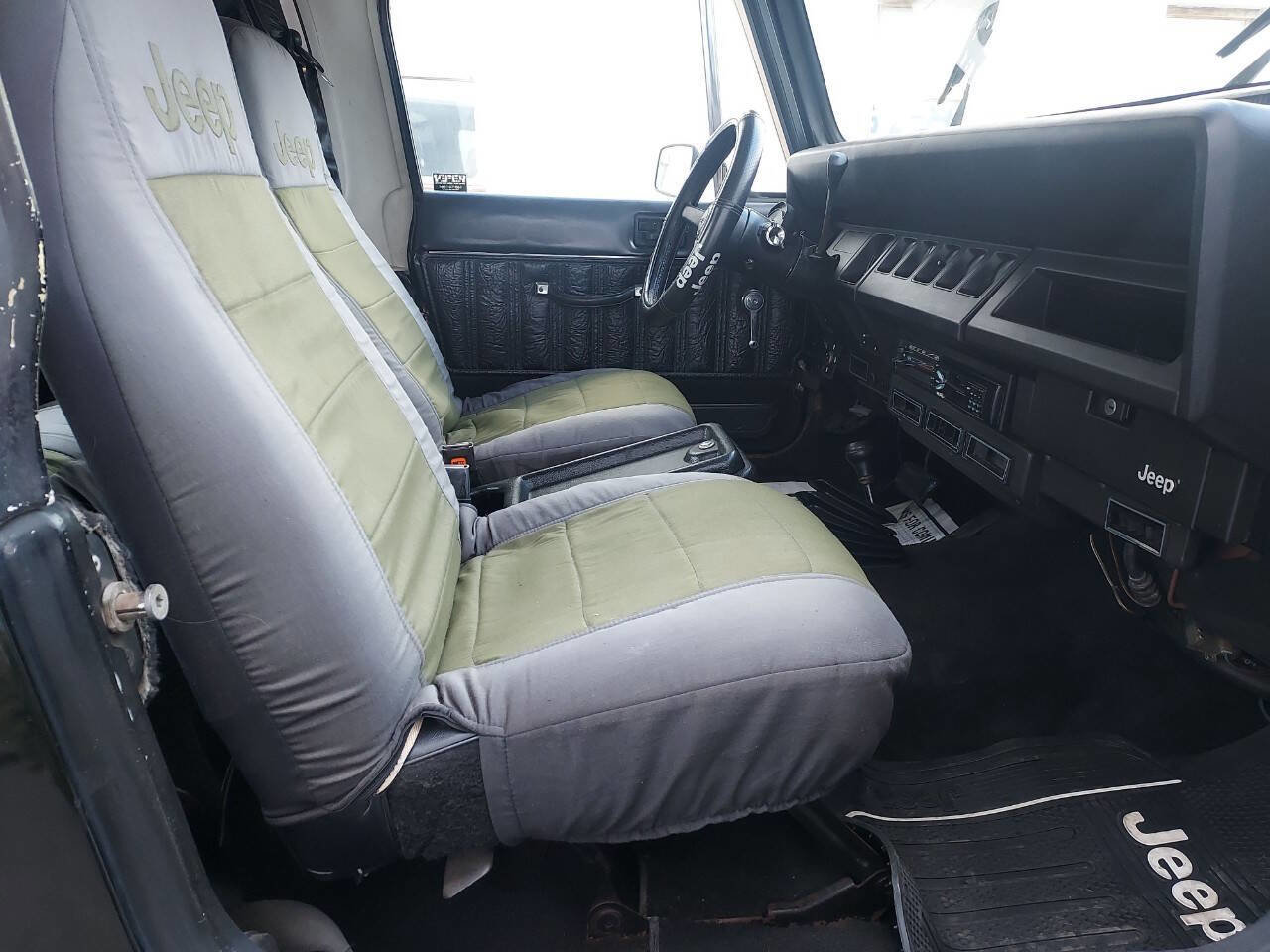 Used 1987 Jeep Wrangler Laredo image 9