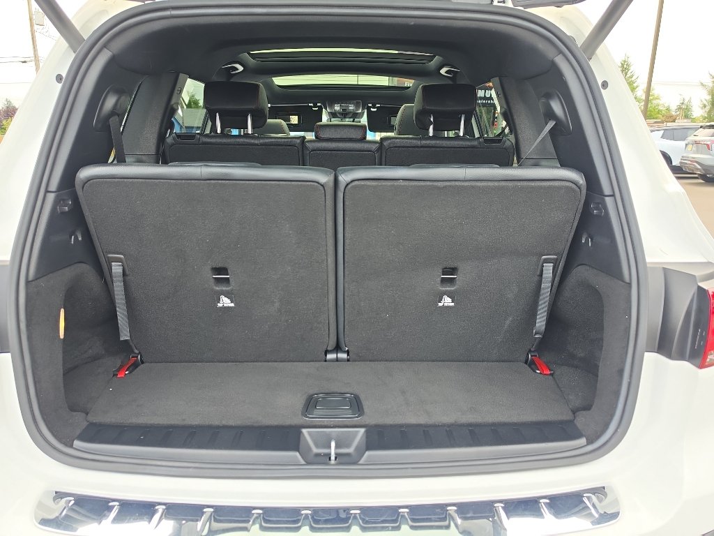 Used 2023 Mercedes-Benz EQB 300 4MATIC image 9