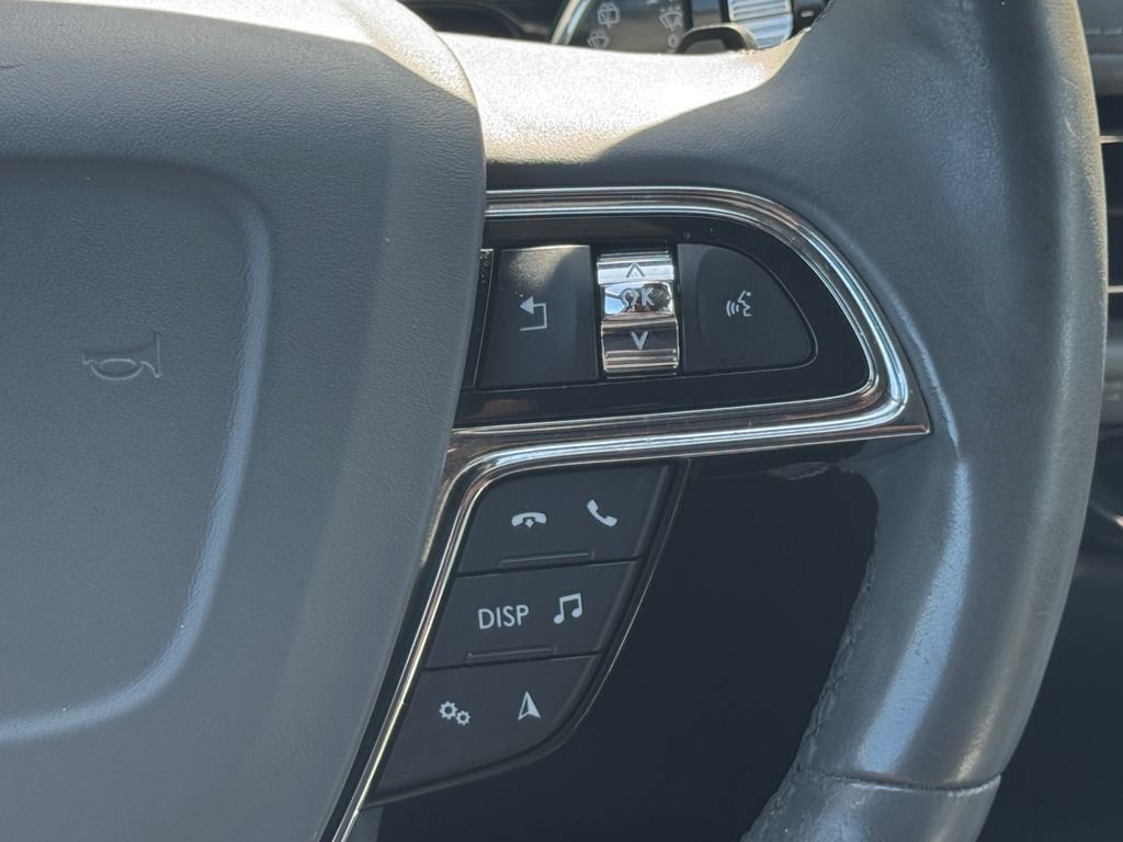 Used 2021 Lincoln Nautilus Reserve image 22