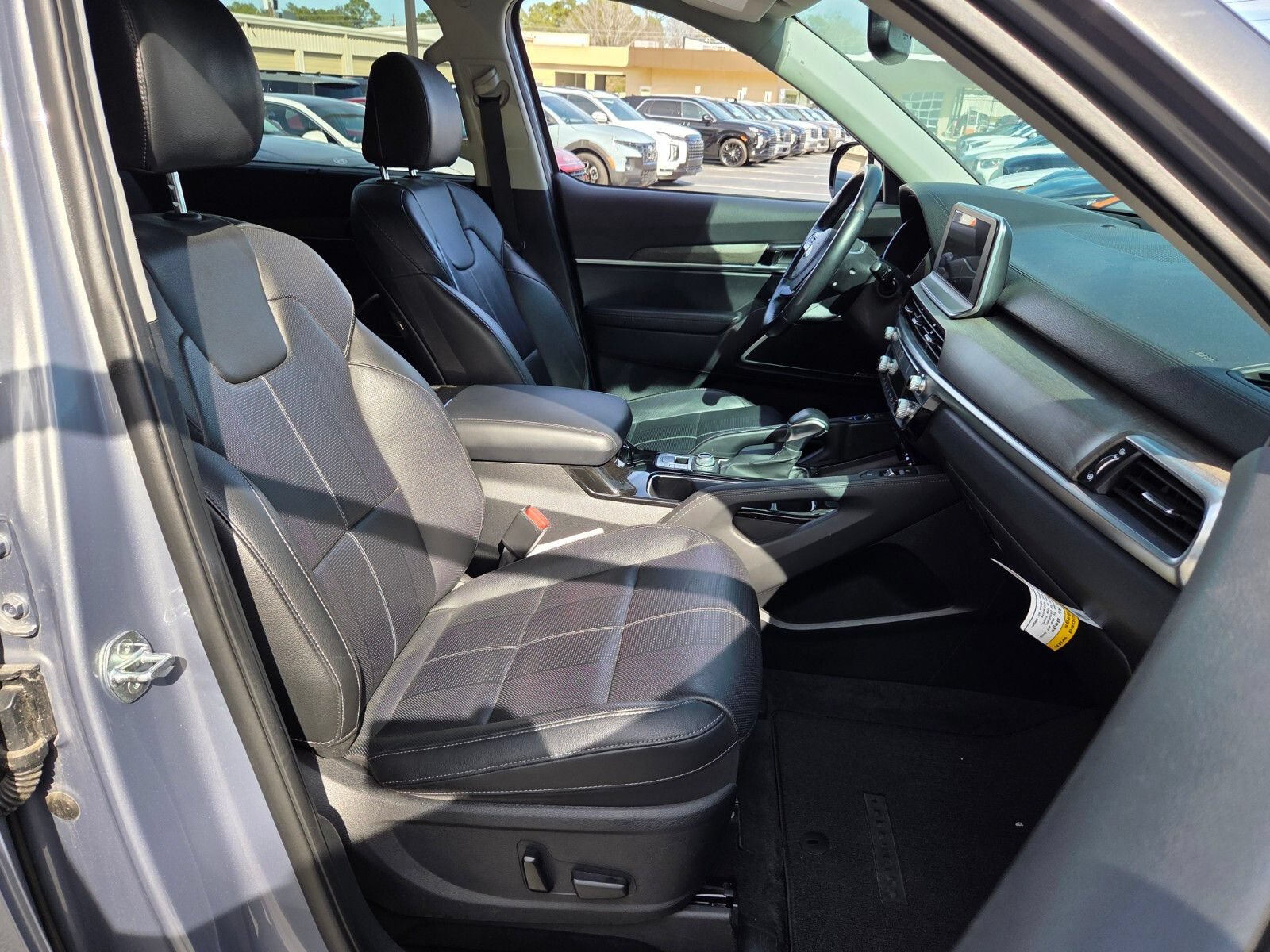 Used 2021 Kia Telluride SX w/ Nightfall Edition Package AWD/4WD image 16