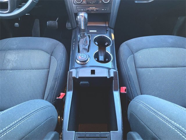 Used 2019 Ford Explorer XLT image 33