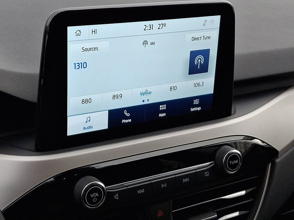 Used 2022 Ford Escape SE w/ Cold Weather Package image 17