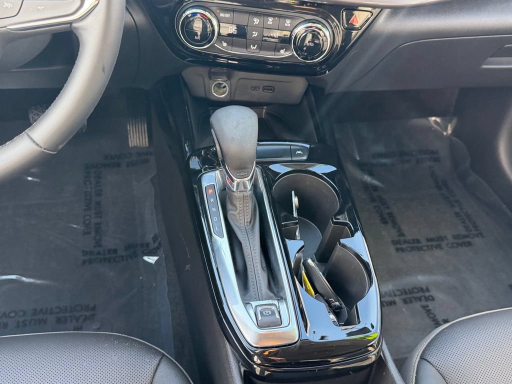 Used 2024 Chevrolet Trax ACTIV w/ Sunroof Package FWD image 21