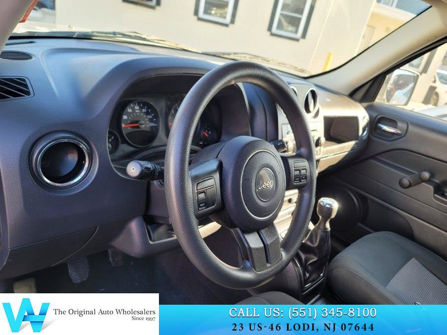 Used 2011 Jeep Patriot Sport AWD/4WD image 9
