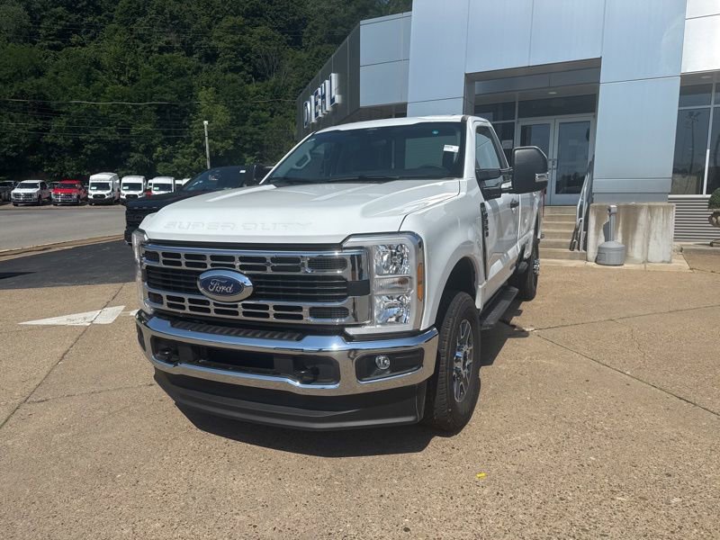 New 2025 Ford F350 XLT AWD/4WD image 3