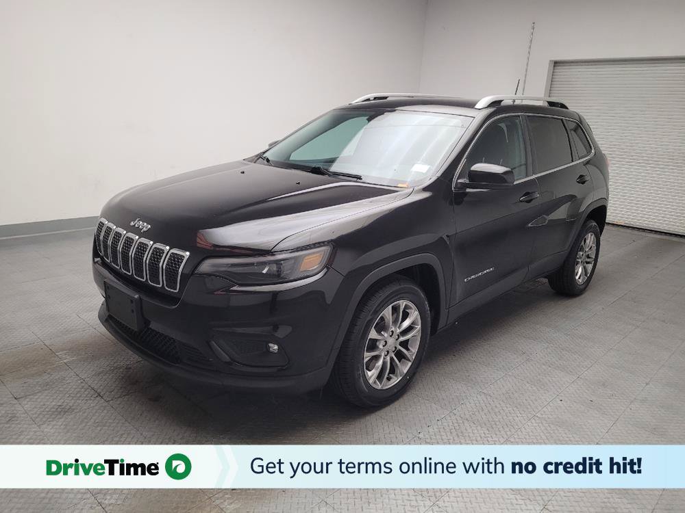 Used 2019 Jeep Cherokee Latitude Plus w/ Comfort/Convenience Group FWD image 1
