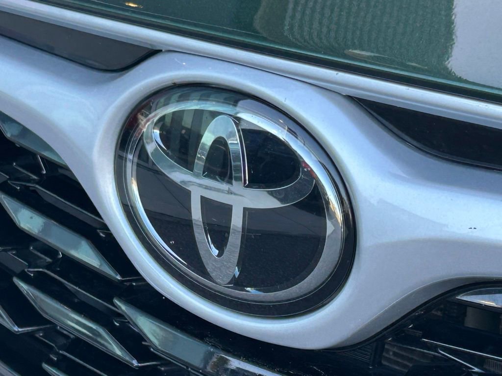 Used 2023 Toyota Highlander XLE FWD image 45