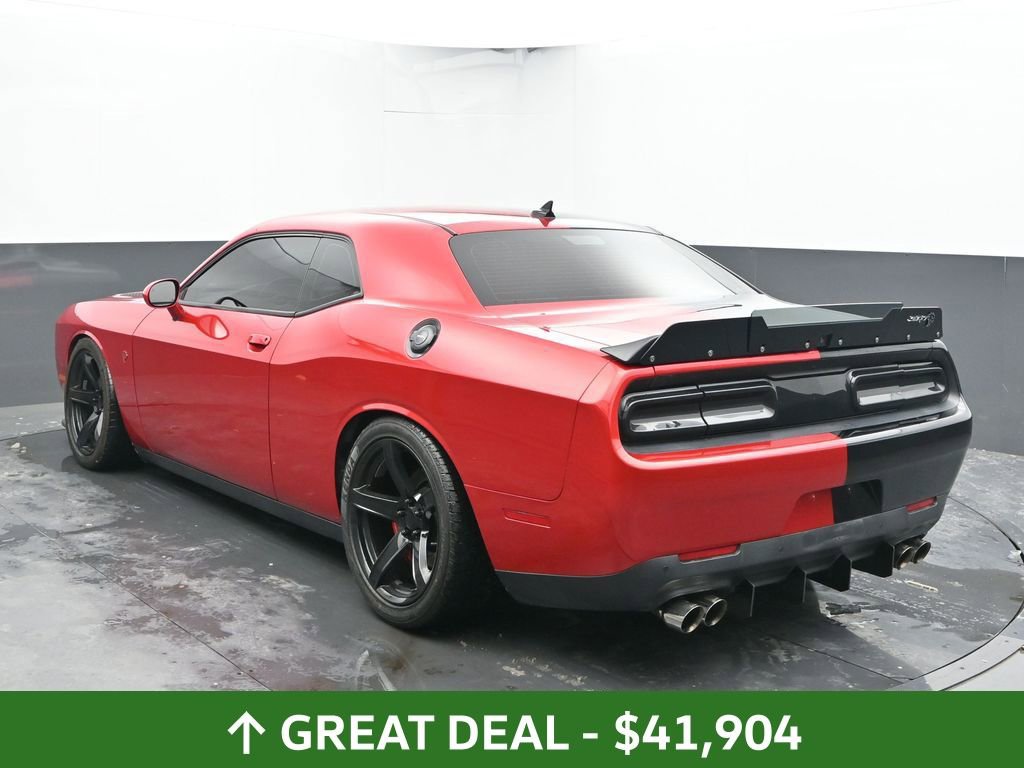 Used 2016 Dodge Challenger SRT Hellcat image 10