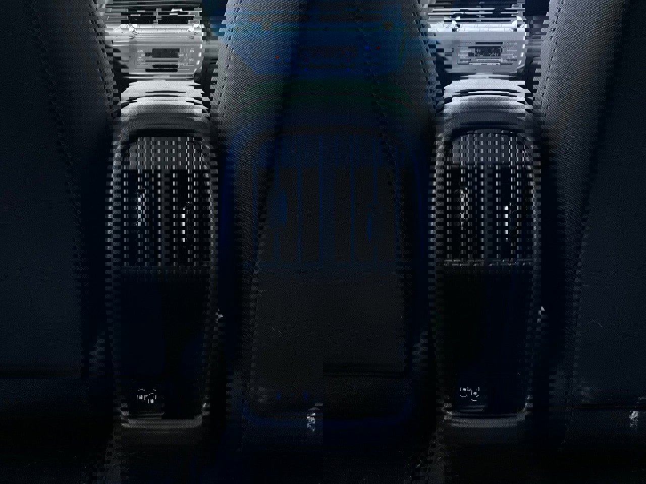 Used 2025 Hyundai Kona SEL image 13