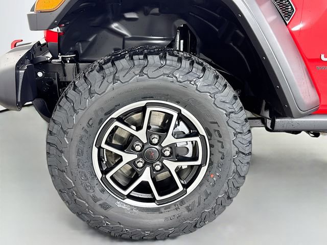 New 2026 Jeep Wrangler Unlimited Rubicon w/ Safety Group image 32