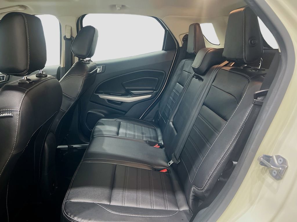 Used 2022 Ford EcoSport Titanium image 11