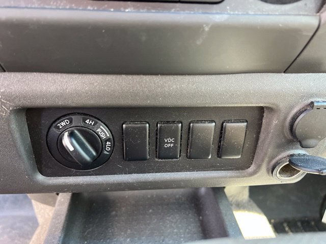 Used 2005 Nissan Xterra S w/ (P01) Power Pkg AWD/4WD image 16