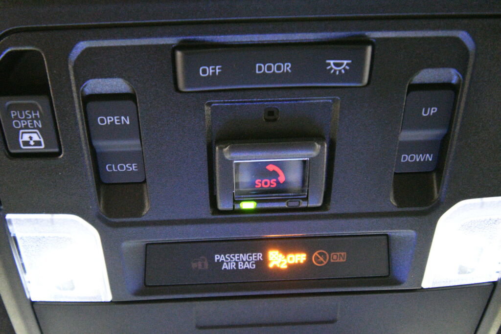 Used 2025 Toyota 4Runner TRD Off-Road Premium w/ Tow Technology Package image 18