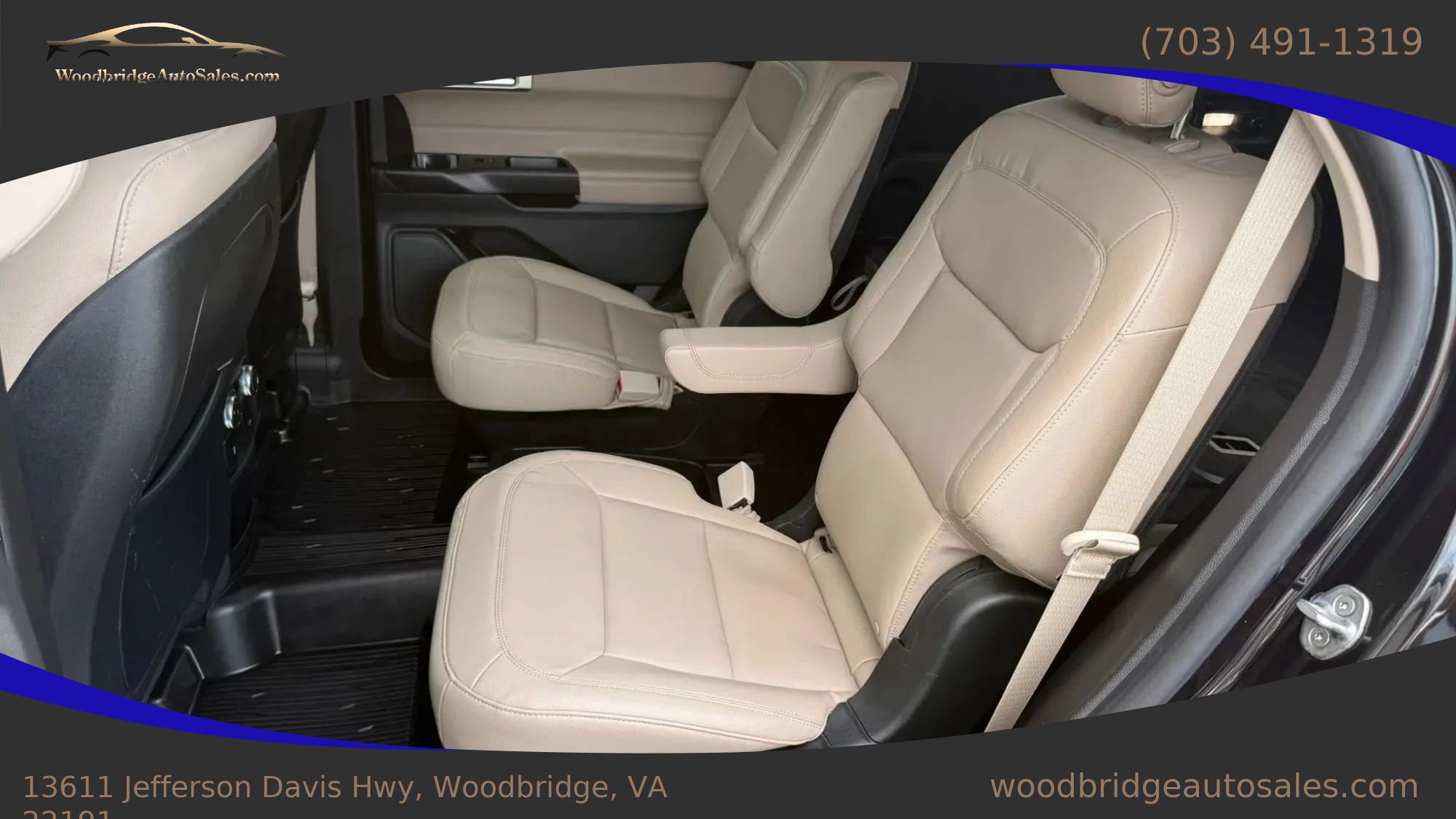 Used 2020 Ford Explorer XLT w/ Equipment Group 202A AWD/4WD image 29
