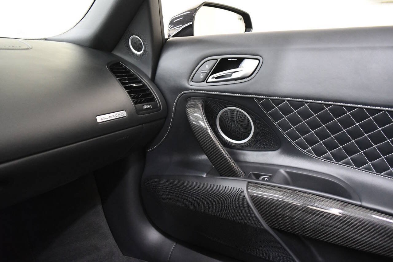 Used 2015 Audi R8 V10 AWD/4WD image 19
