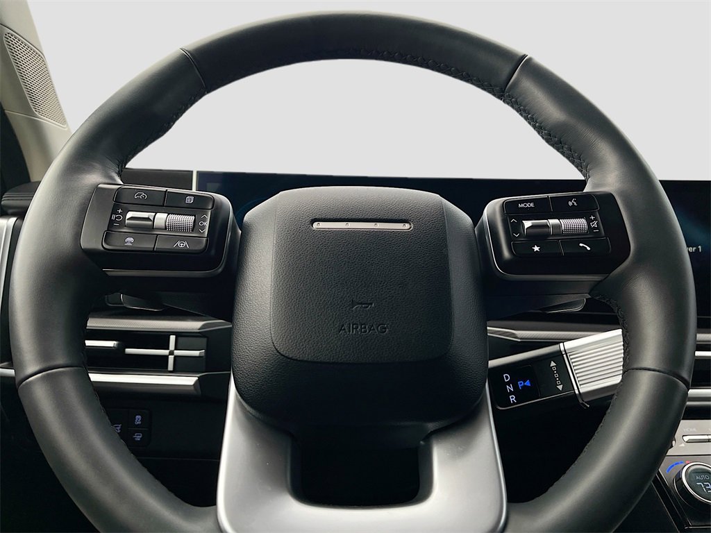 Used 2025 Hyundai Santa Fe XRT image 11