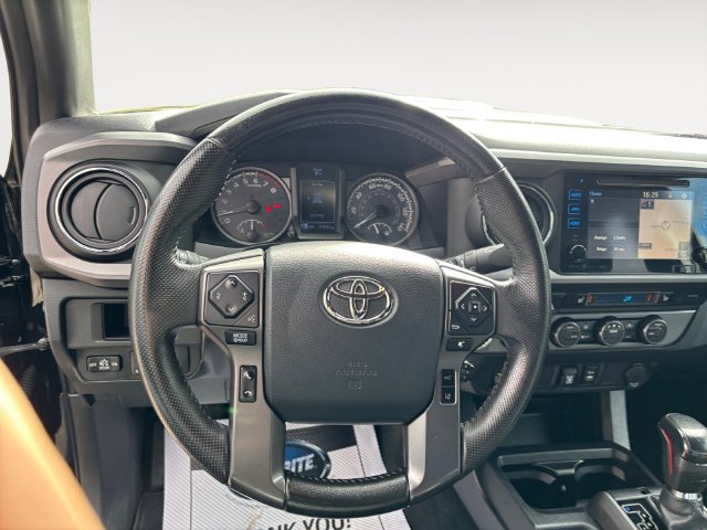 Used 2019 Toyota Tacoma TRD Pro AWD/4WD image 13
