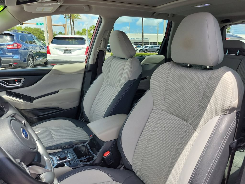 Certified 2022 Subaru Forester Premium AWD/4WD image 19