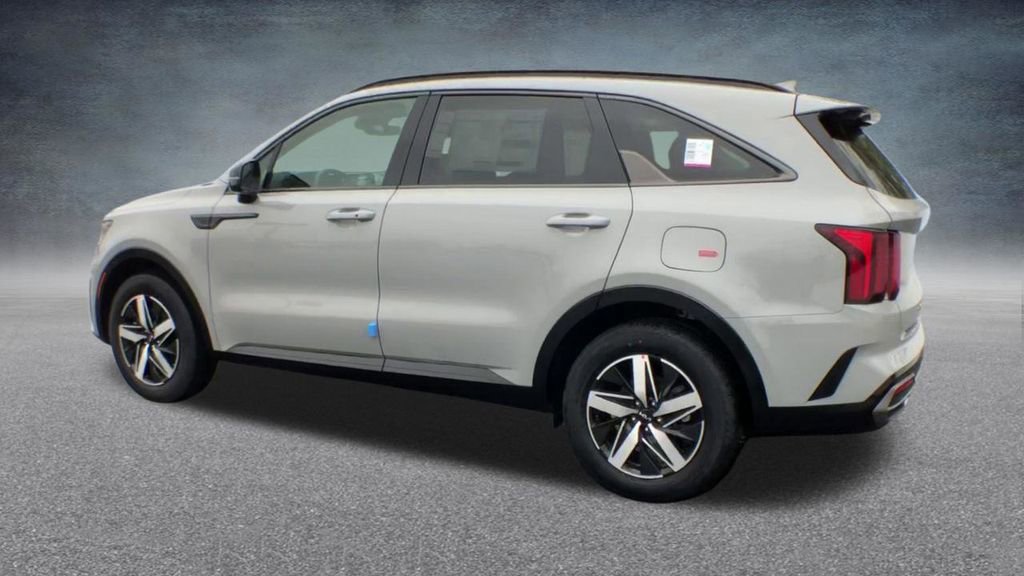 Used 2022 Kia Sorento EX w/ Panoramic Sunroof Package image 16