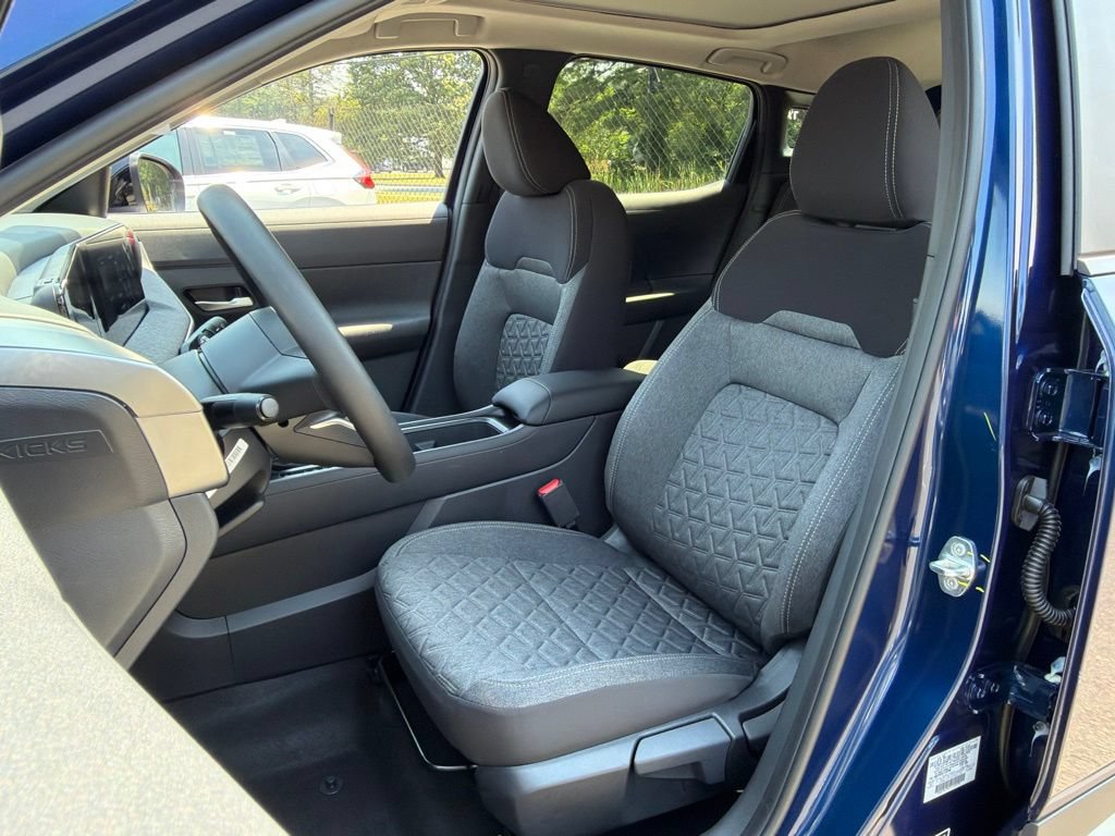 New 2026 Nissan Kicks SV w/ SV Premium Package AWD/4WD image 16