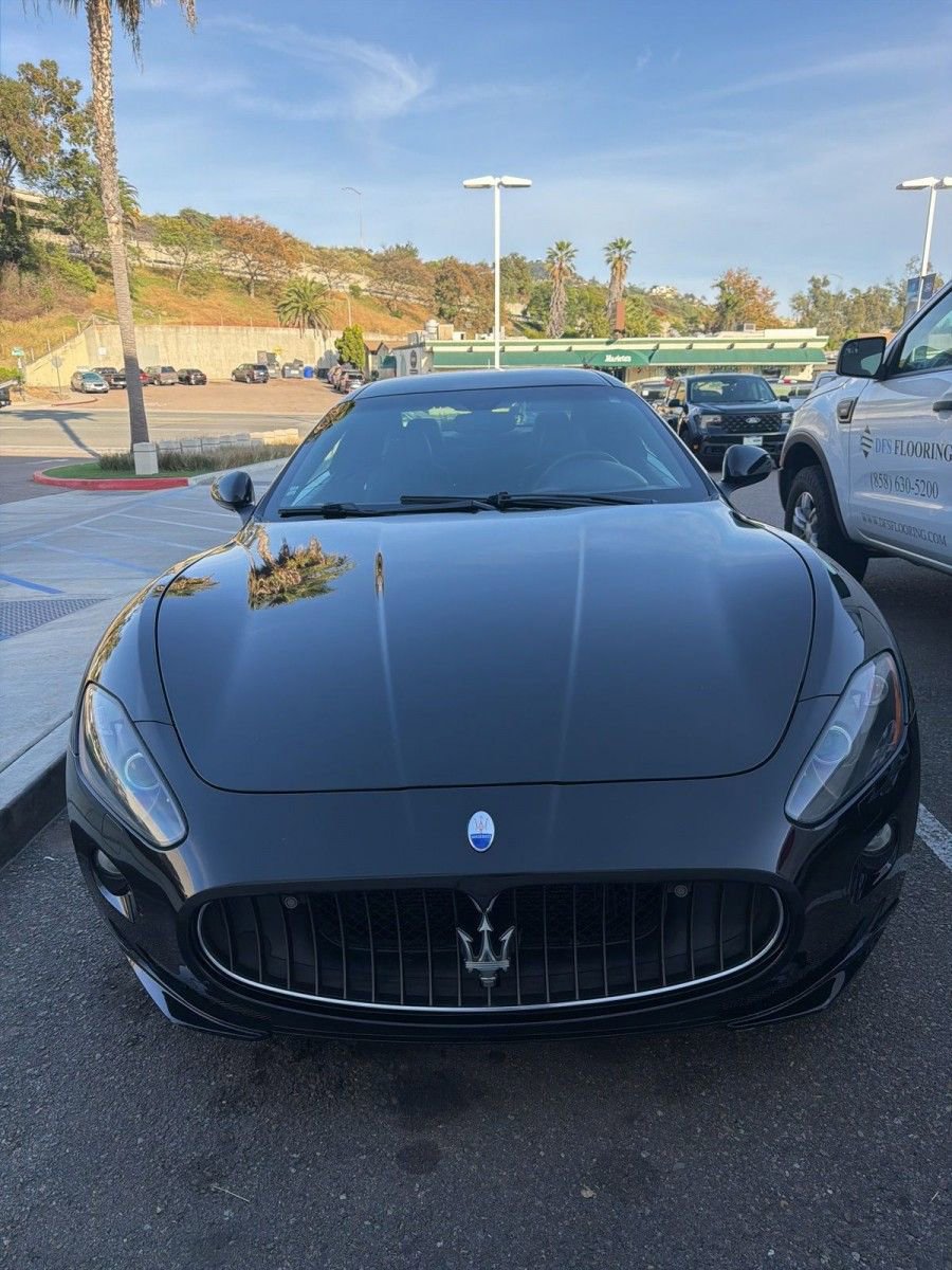 Used 2011 Maserati GranTurismo S image 2