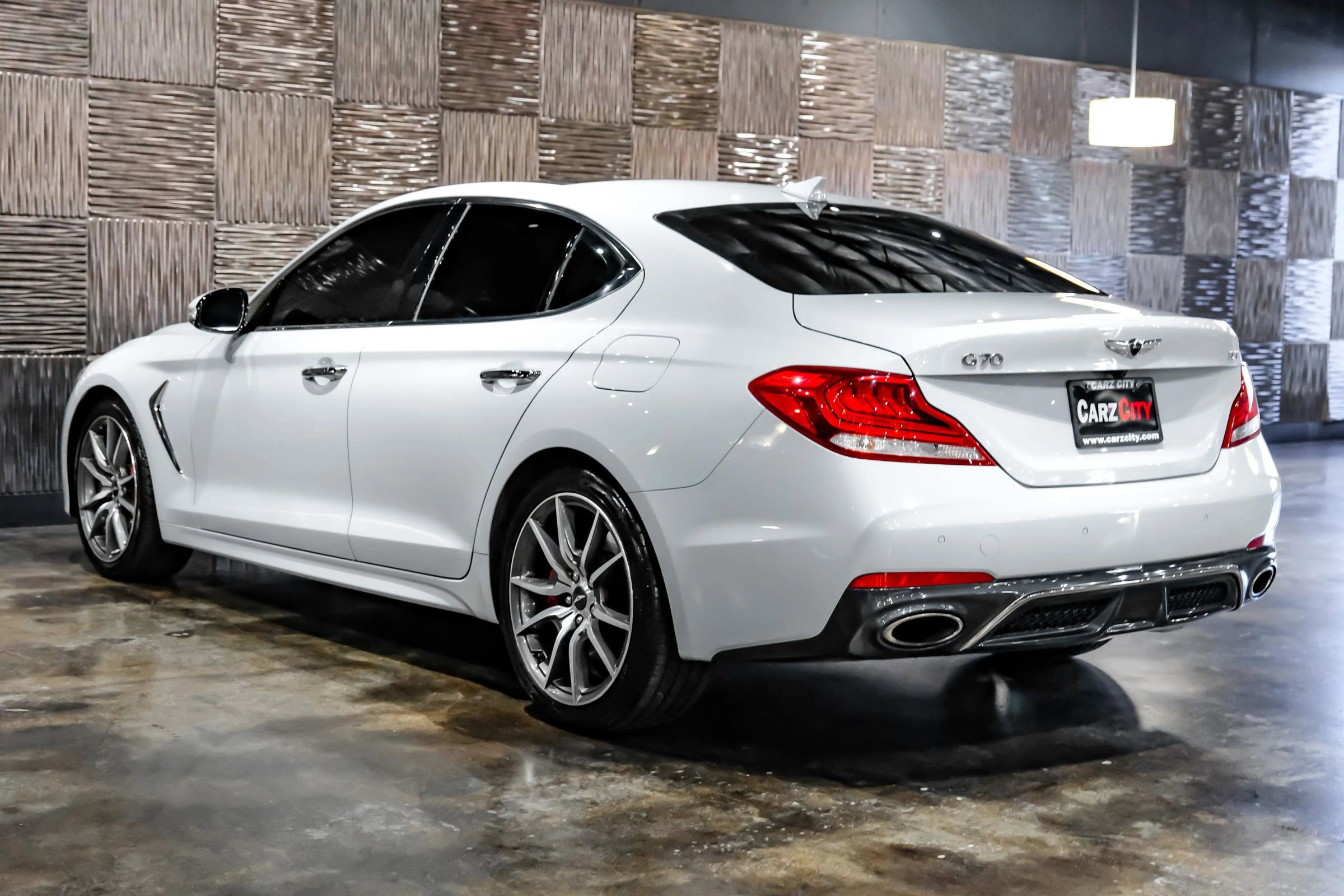 Used 2020 Genesis G70 3.3T w/ Elite Package image 10