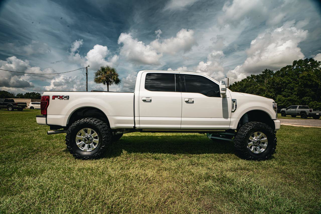 Used 2021 Ford F250 Lariat w/ Lariat Ultimate Package AWD/4WD image 8