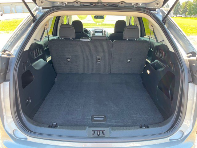 Used 2024 Ford Edge SE w/ Black Appearance Package image 25