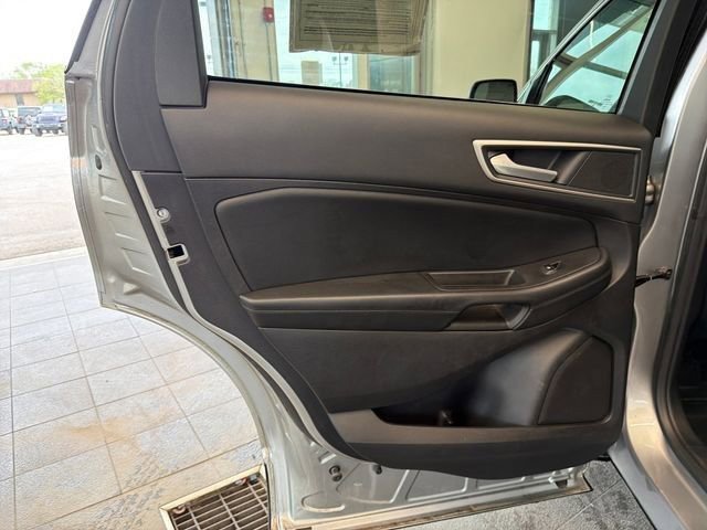 Used 2021 Ford Edge SEL w/ Convenience Package AWD/4WD image 28