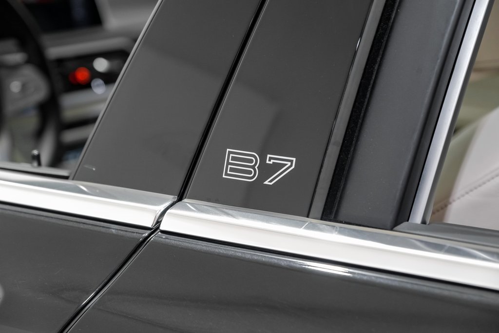 Used 2021 BMW ALPINA B7 xDrive image 48