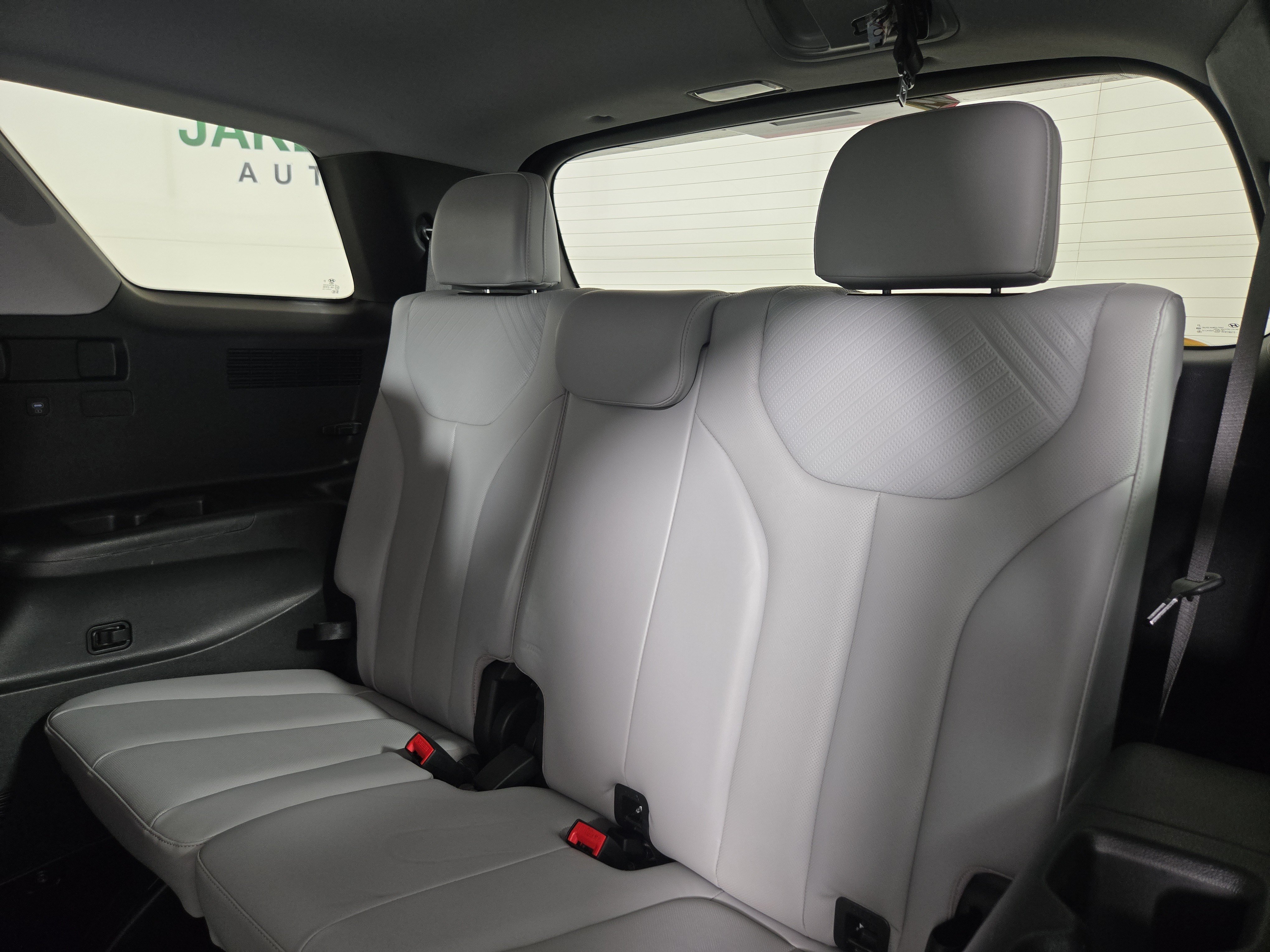 Used 2024 Hyundai Palisade SEL w/ Premium Package AWD/4WD image 13