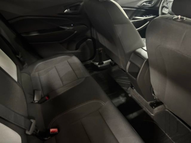 Used 2026 Chevrolet Trax RS FWD image 19