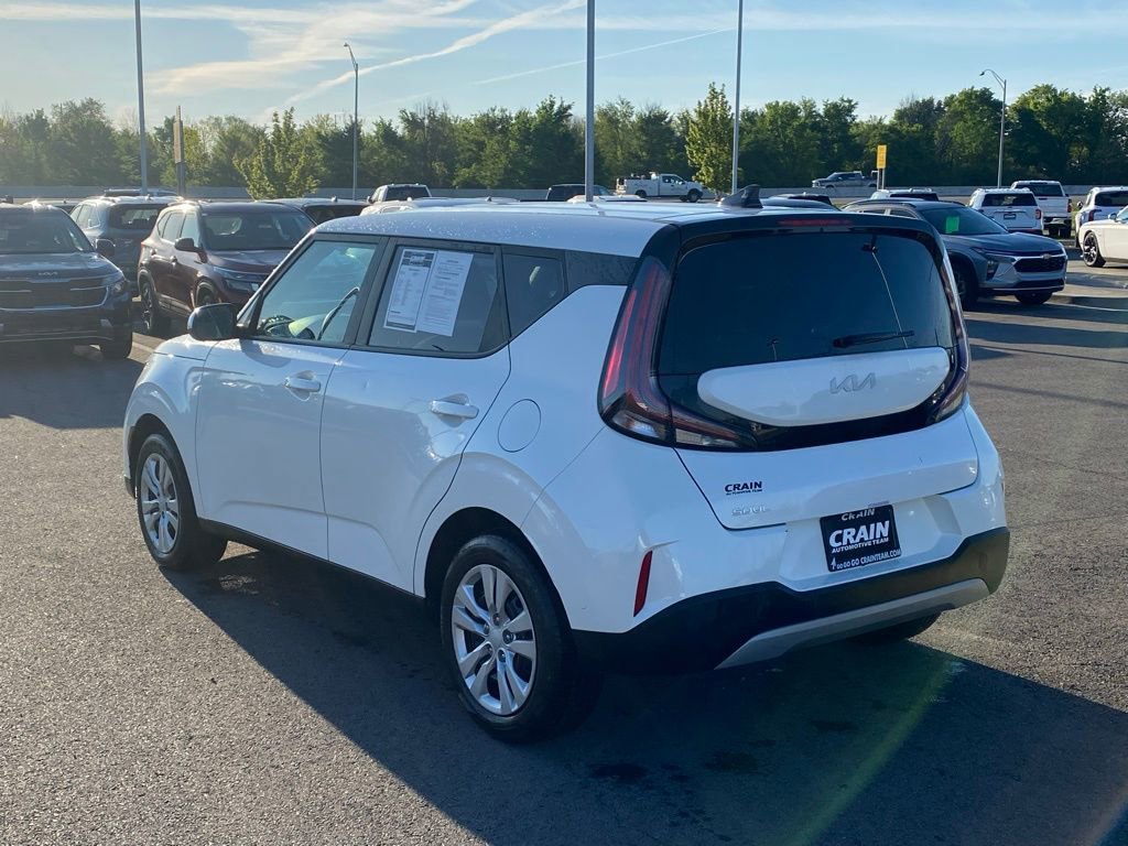 Certified 2024 Kia Soul LX FWD image 5