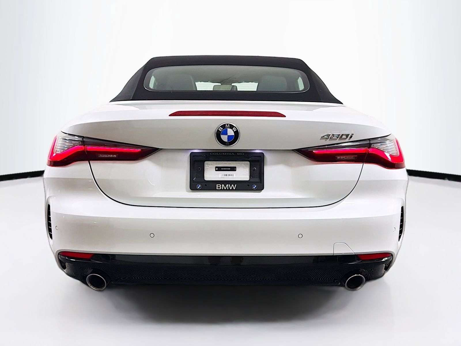 Used 2025 BMW 430i Convertible RWD image 12