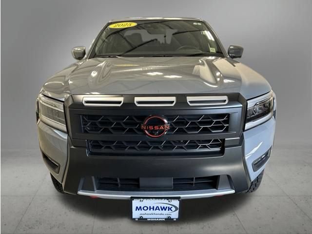 Used 2025 Nissan Frontier PRO-4X w/ Pro Convenience Package AWD/4WD image 9