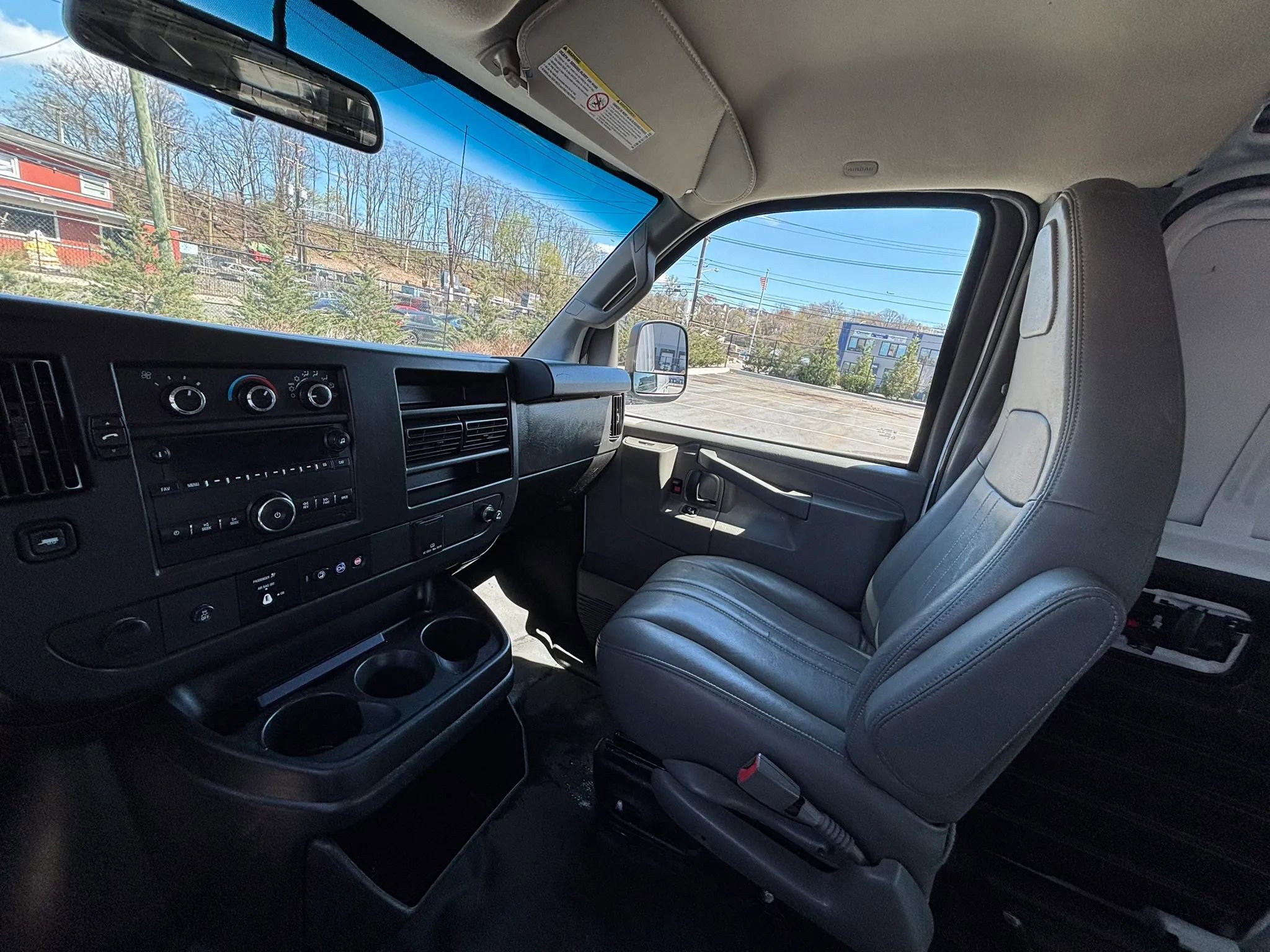 Used 2019 Chevrolet Express 2500 Extended w/ Driver Convenience Package RWD image 19