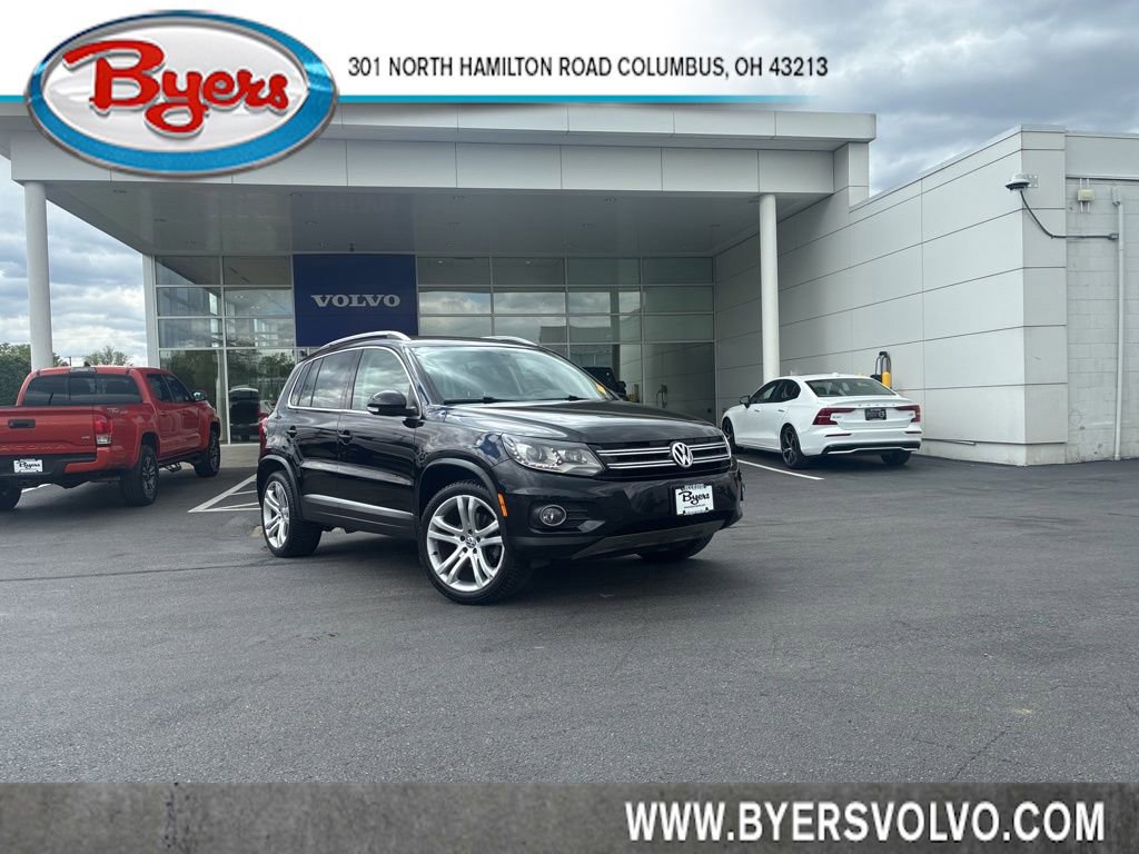 Used 2016 Volkswagen Tiguan SEL AWD/4WD image 1