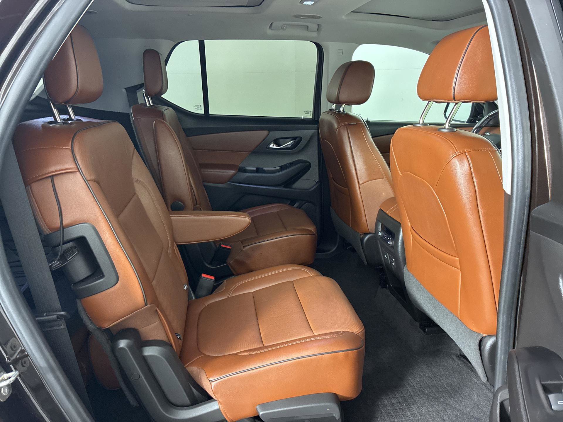 Used 2018 Chevrolet Traverse High Country w/ LPO, Cargo Package image 19