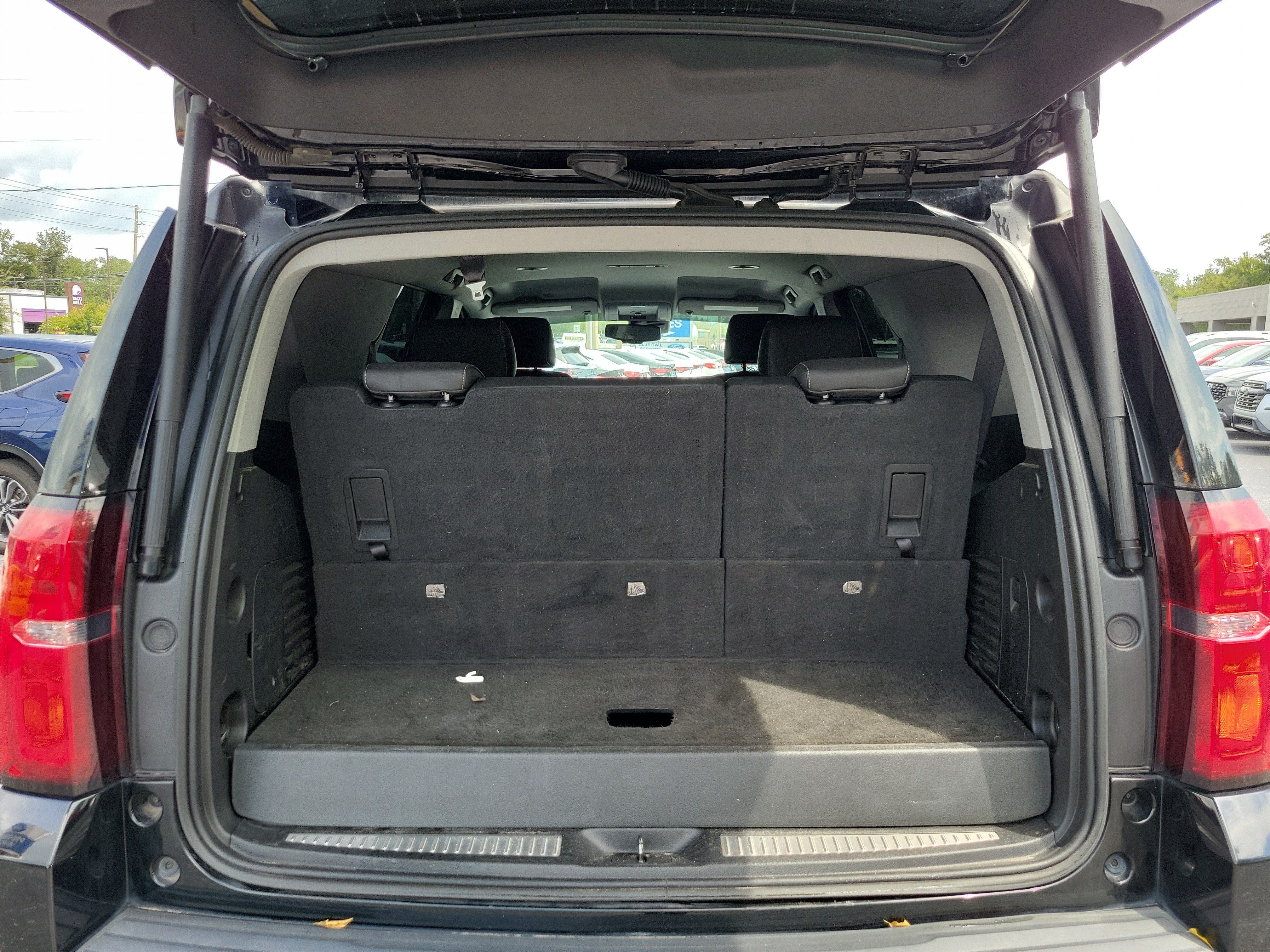 Used 2020 Chevrolet Tahoe LT RWD image 23