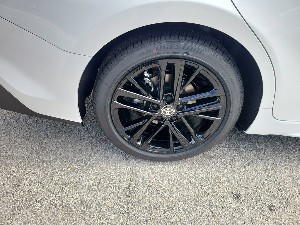 New 2026 Toyota Camry SE w/ Multimedia Upgrade Package FWD image 30