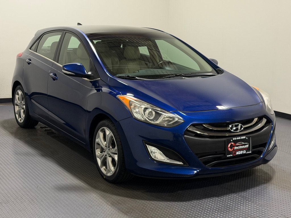 Used 2013 Hyundai Elantra GT w/ Tech Pkg FWD image 4