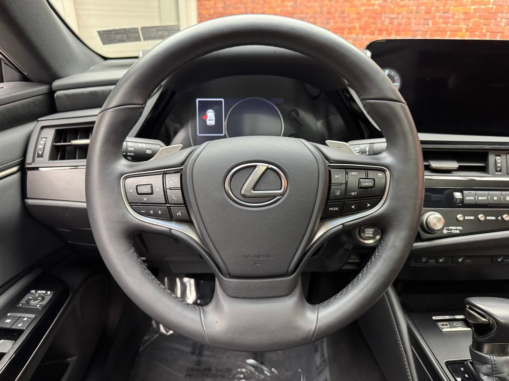 Used 2023 Lexus ES 350 w/ Premium Package FWD image 14