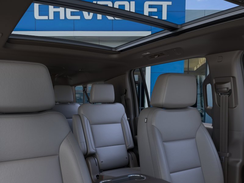 New 2026 Chevrolet Suburban LT w/ Comfort Package AWD/4WD image 24