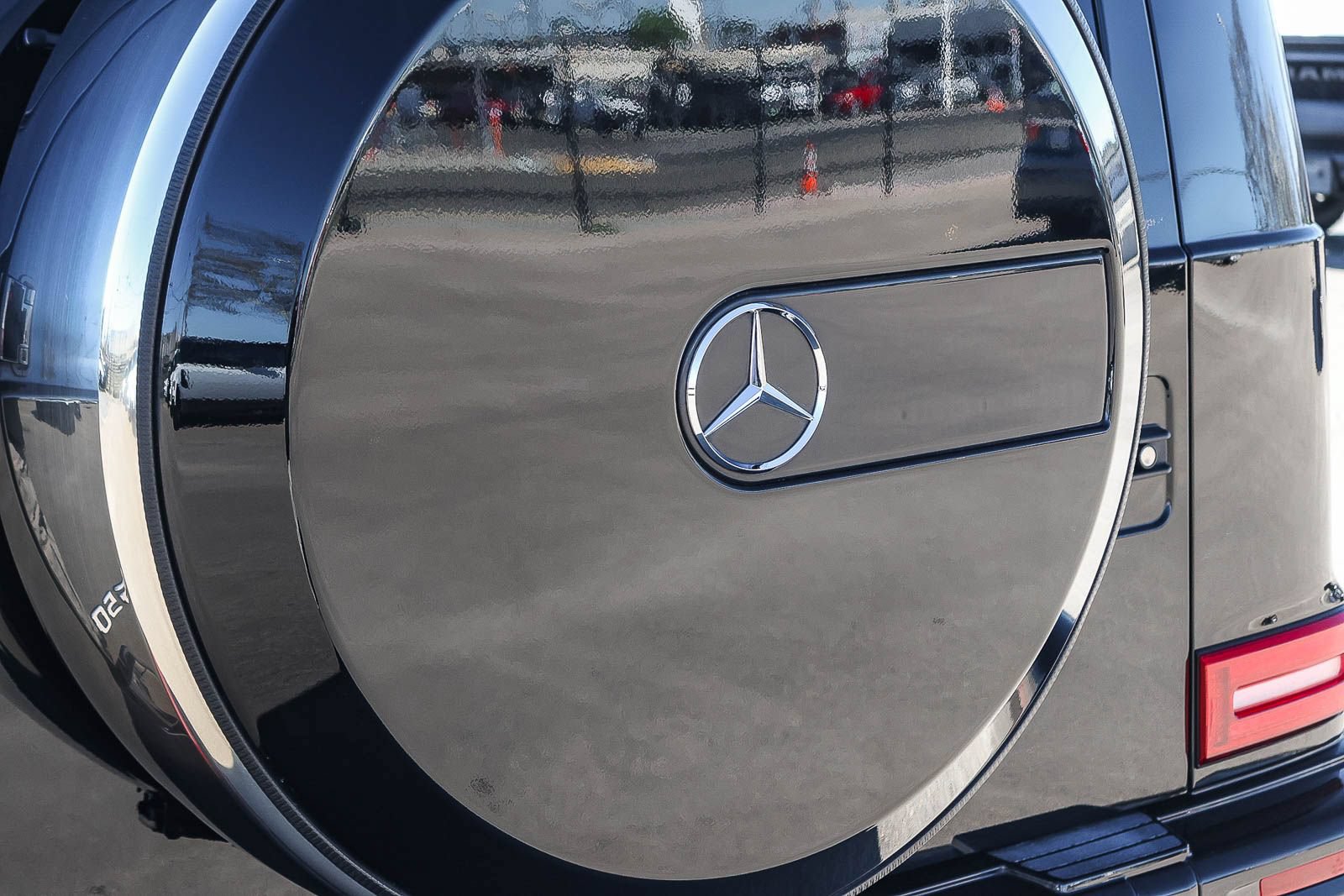 Used 2025 Mercedes-Benz G 550 image 12