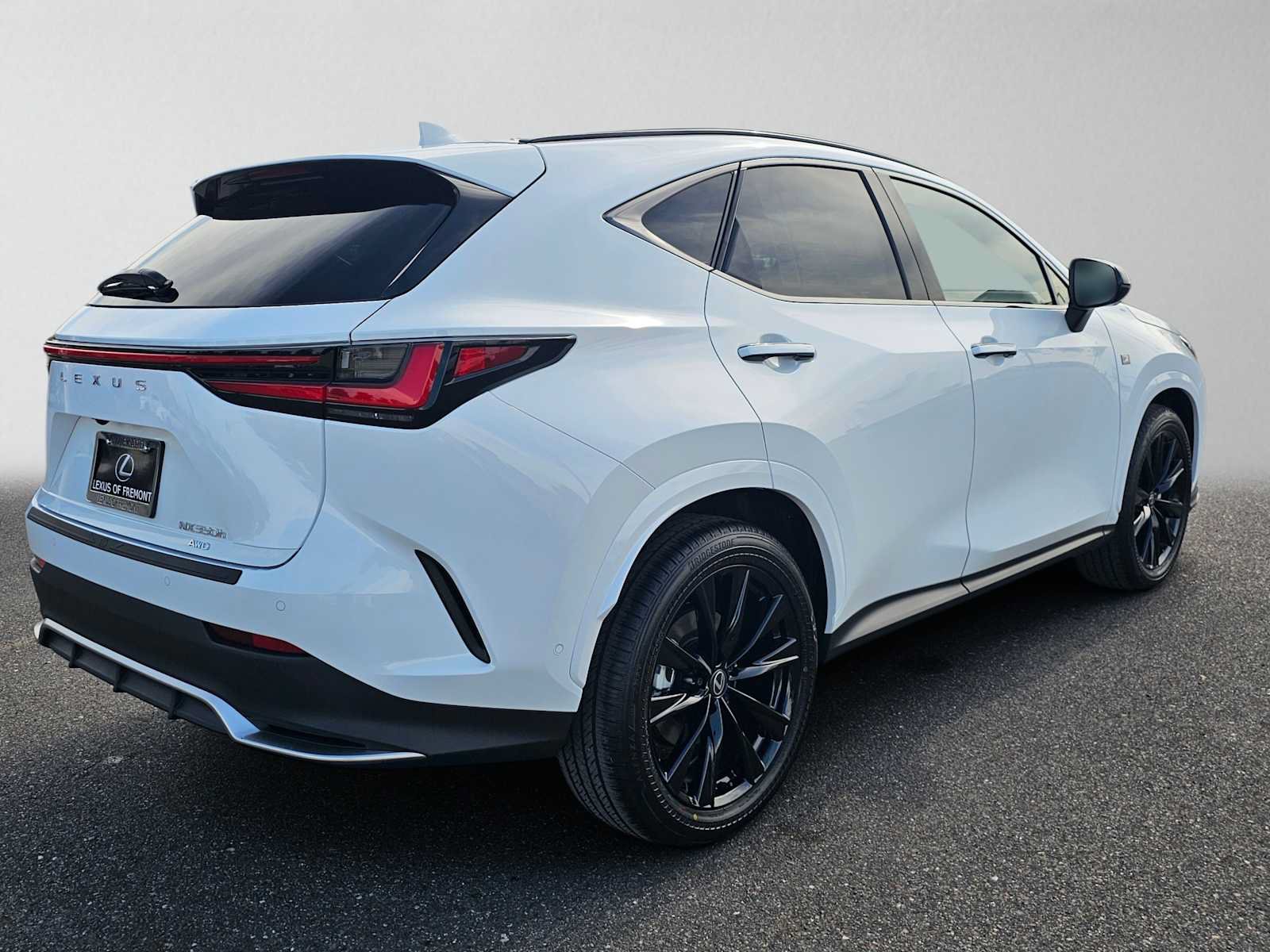 New 2026 Lexus NX 350h F Sport AWD/4WD image 3