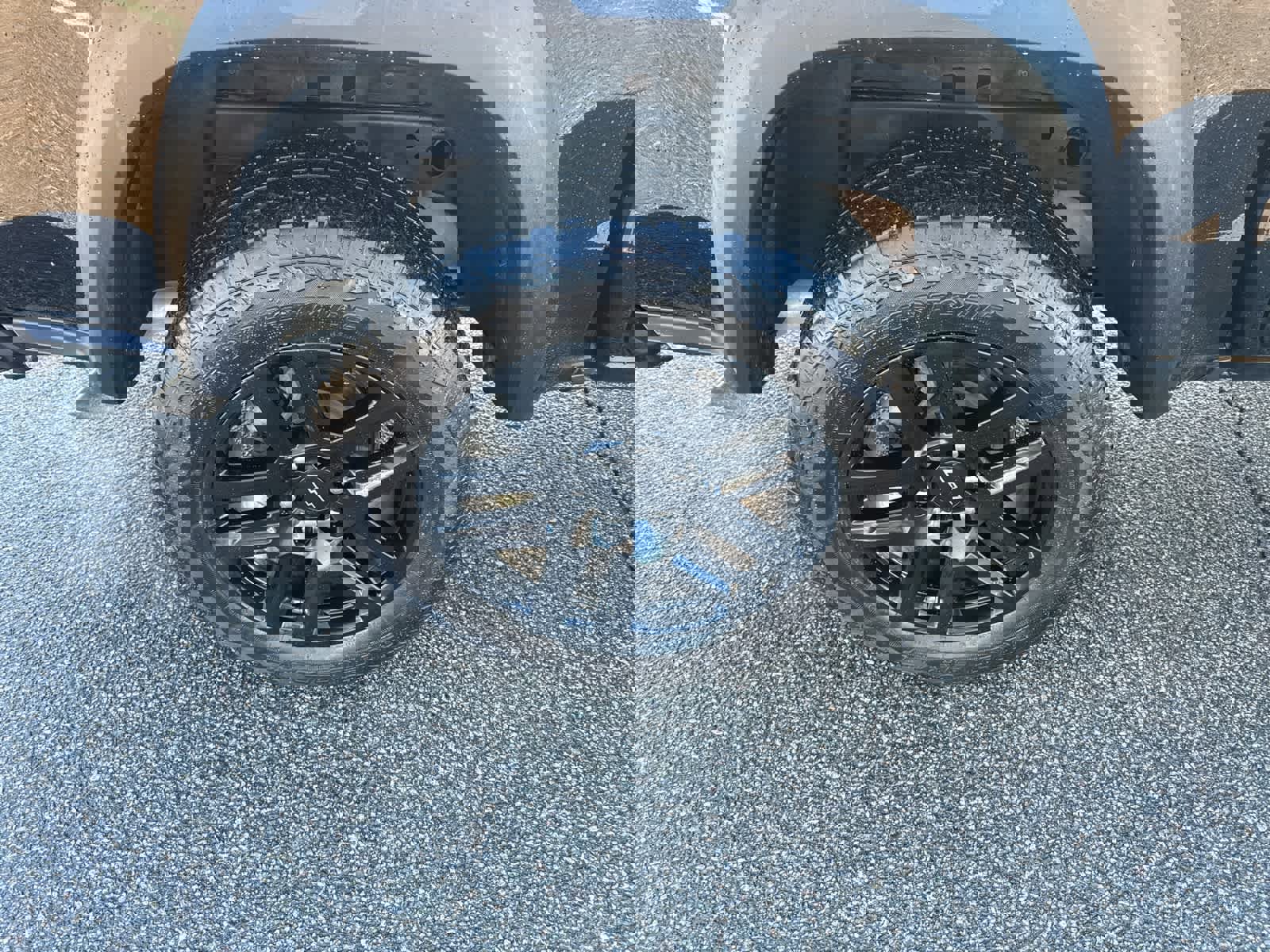 Certified 2025 Chevrolet Colorado Trail Boss w/ Off-Road Front Bumper Package image 13