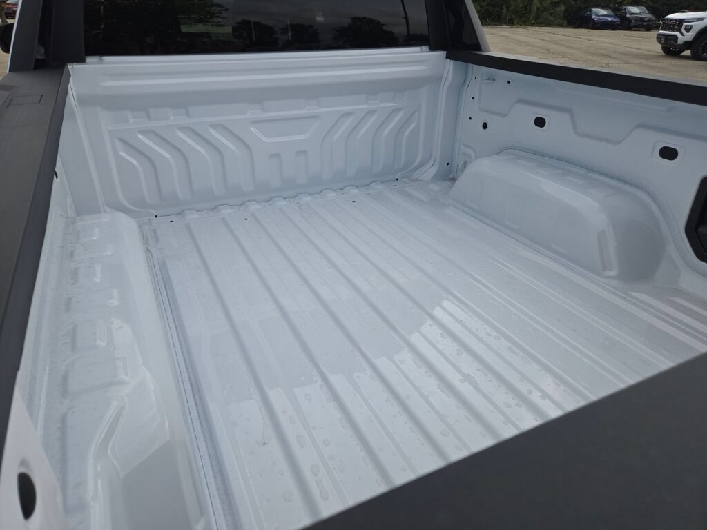 New 2026 GMC Sierra EV Elevation AWD/4WD image 17