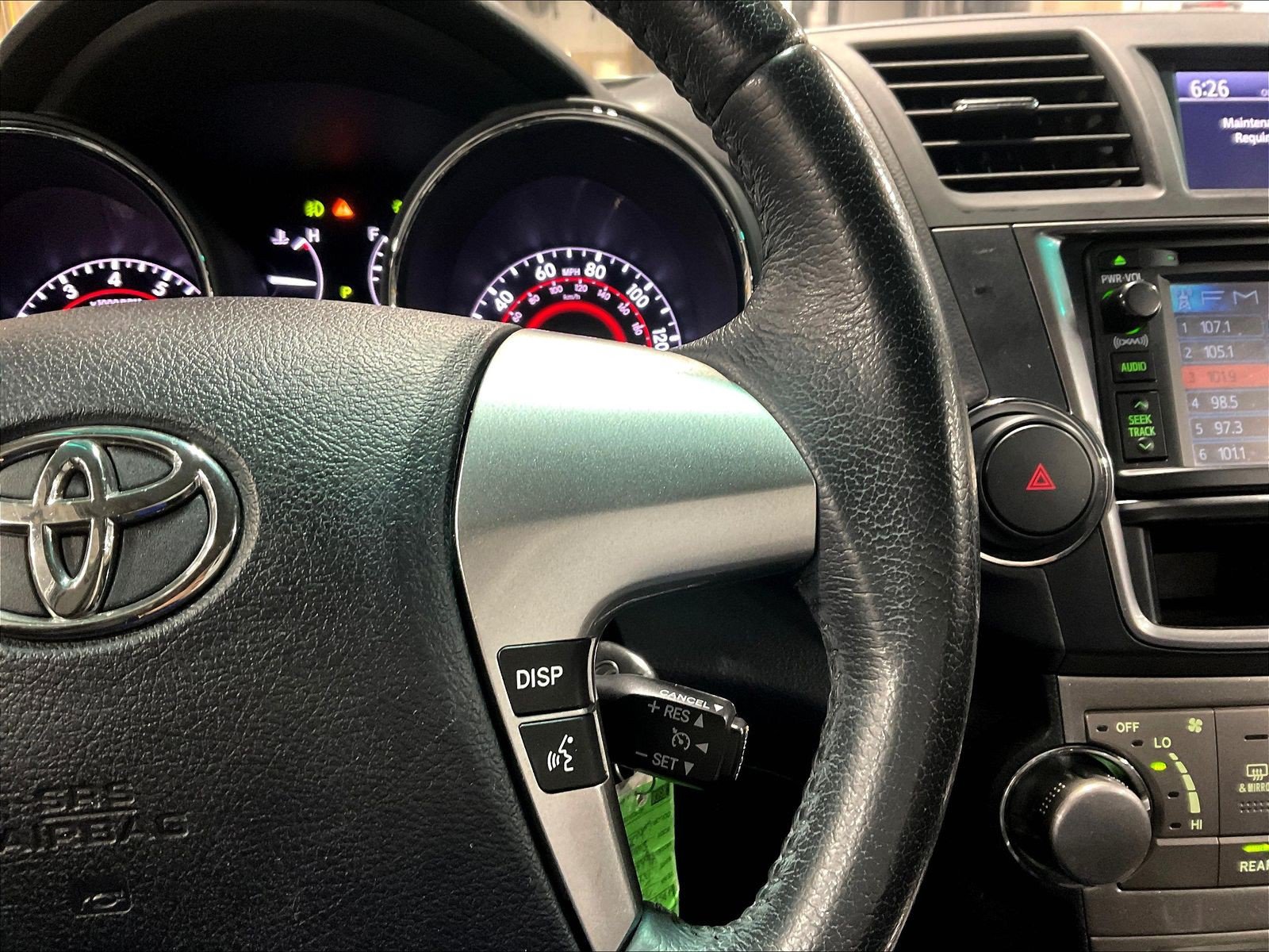 Used 2013 Toyota Highlander SE AWD/4WD image 11